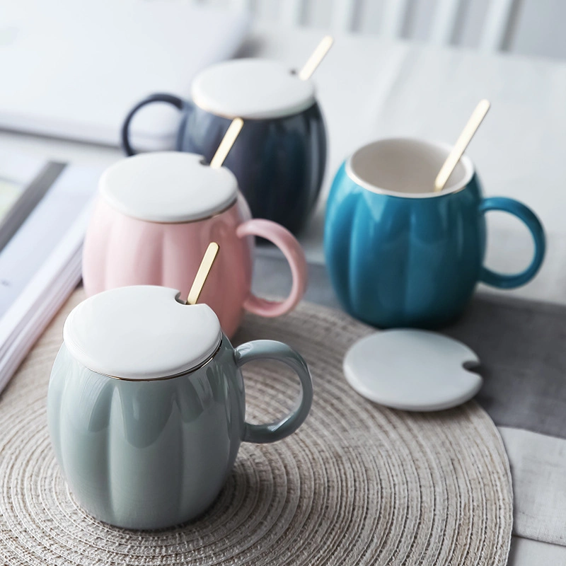 Tasse en céramique avec couvercle et cuillère, tasse créative de personnalité, tasse citrouille.