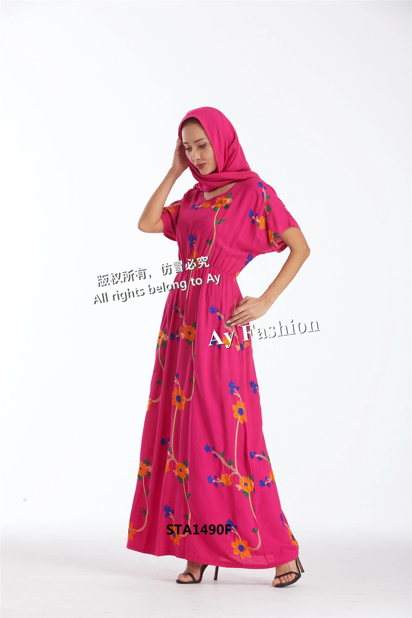 2021 Newest Love Sahara Islamic Clothing African Elegant Women Print Robe Apparel