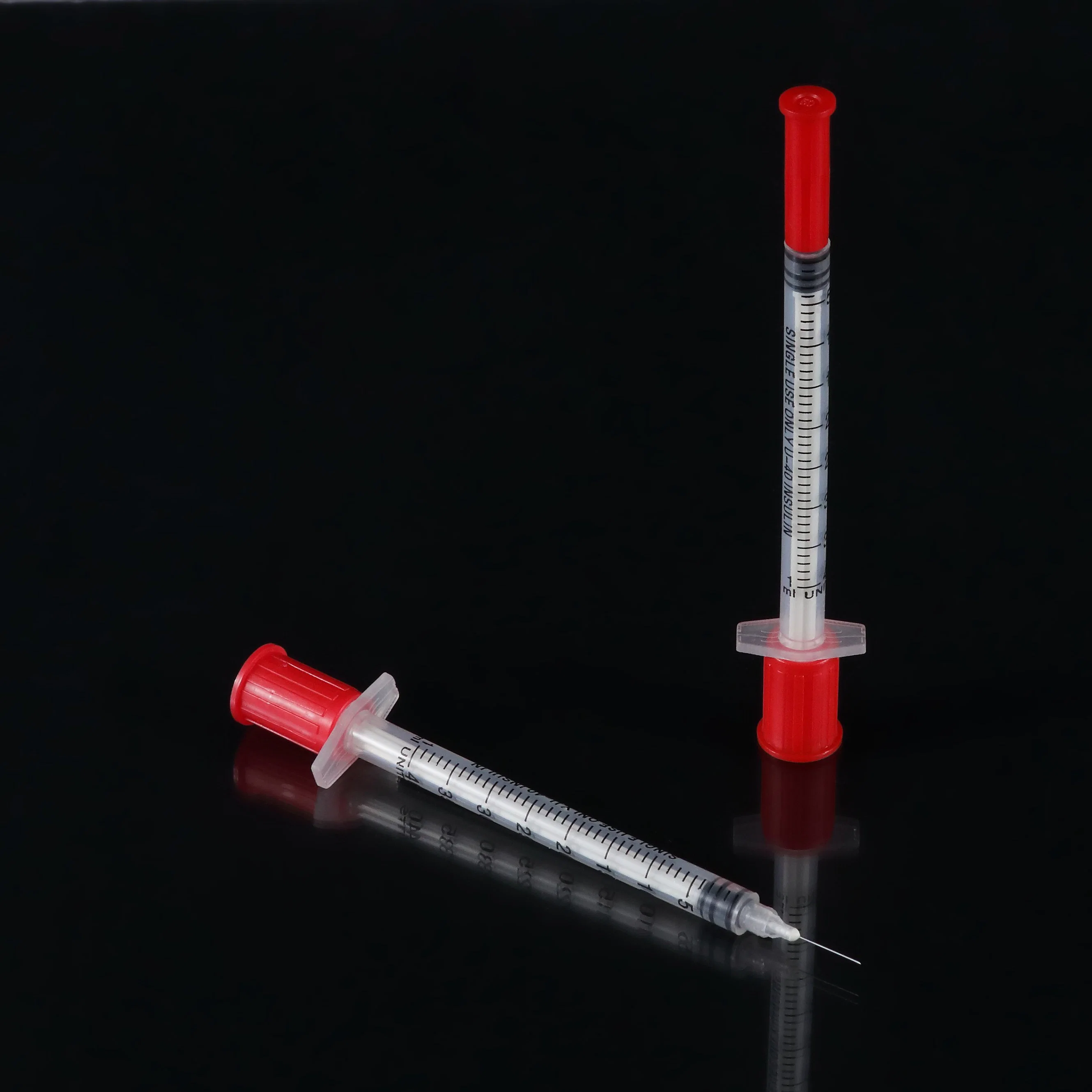 China Wholesale/Supplier 0.5ml, 1ml Disposable Medical Products Insulin Syringe with Fixed Needle or Detached Needle