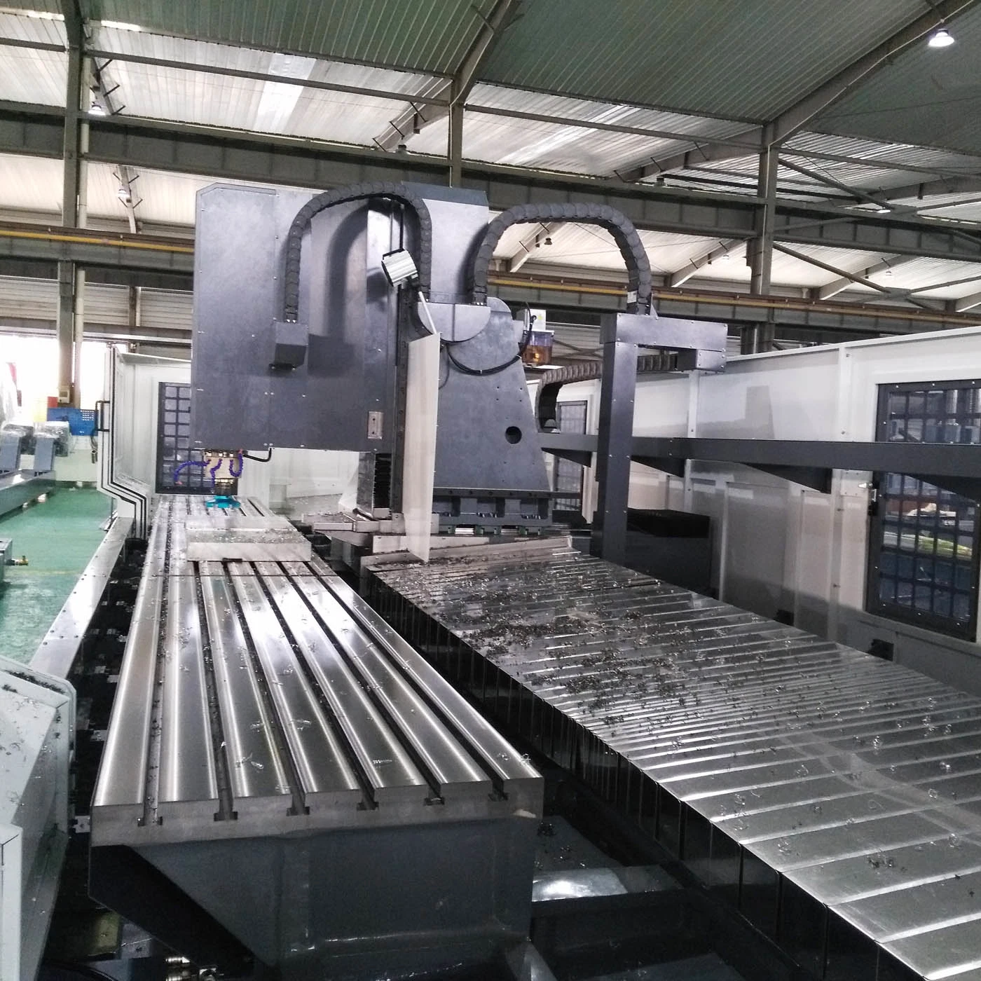 أداة ماكينة CNC المصنعة بالألومنيوم والفولاذ، والقطع، والحفر، والماكينات مع CE