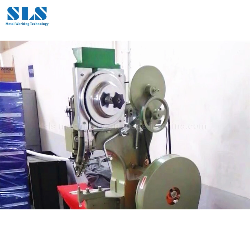 Used Easily Manual Alignment Pedal Control Rivet Punching Riveter Pneumatic Riveting Machine