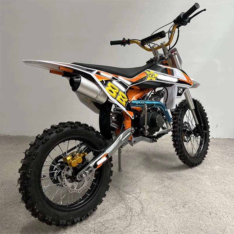 Dirtbikes - moteur à essence 125 cm3, capacité tout-terrain