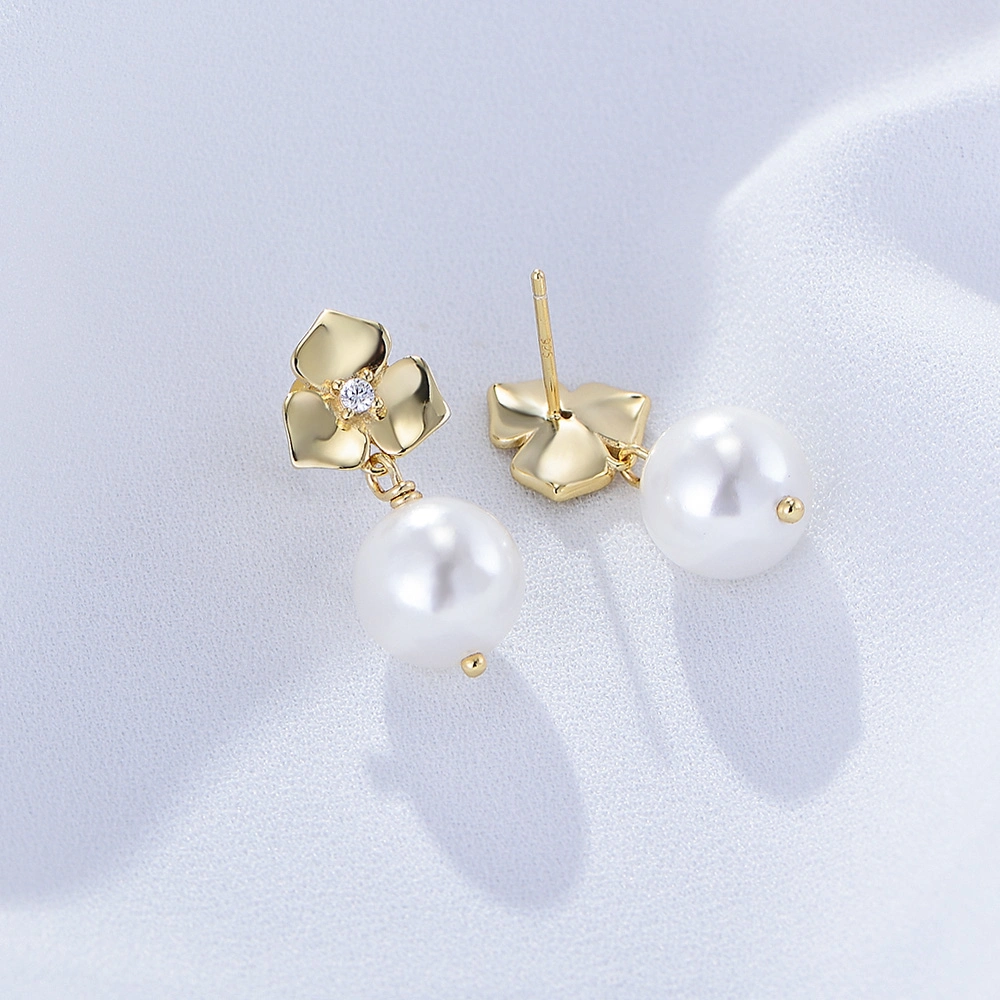 Hot Selling Classic Fashion Zircon Flower Pearl Dangle Silver Earrings Jewelry for Girls