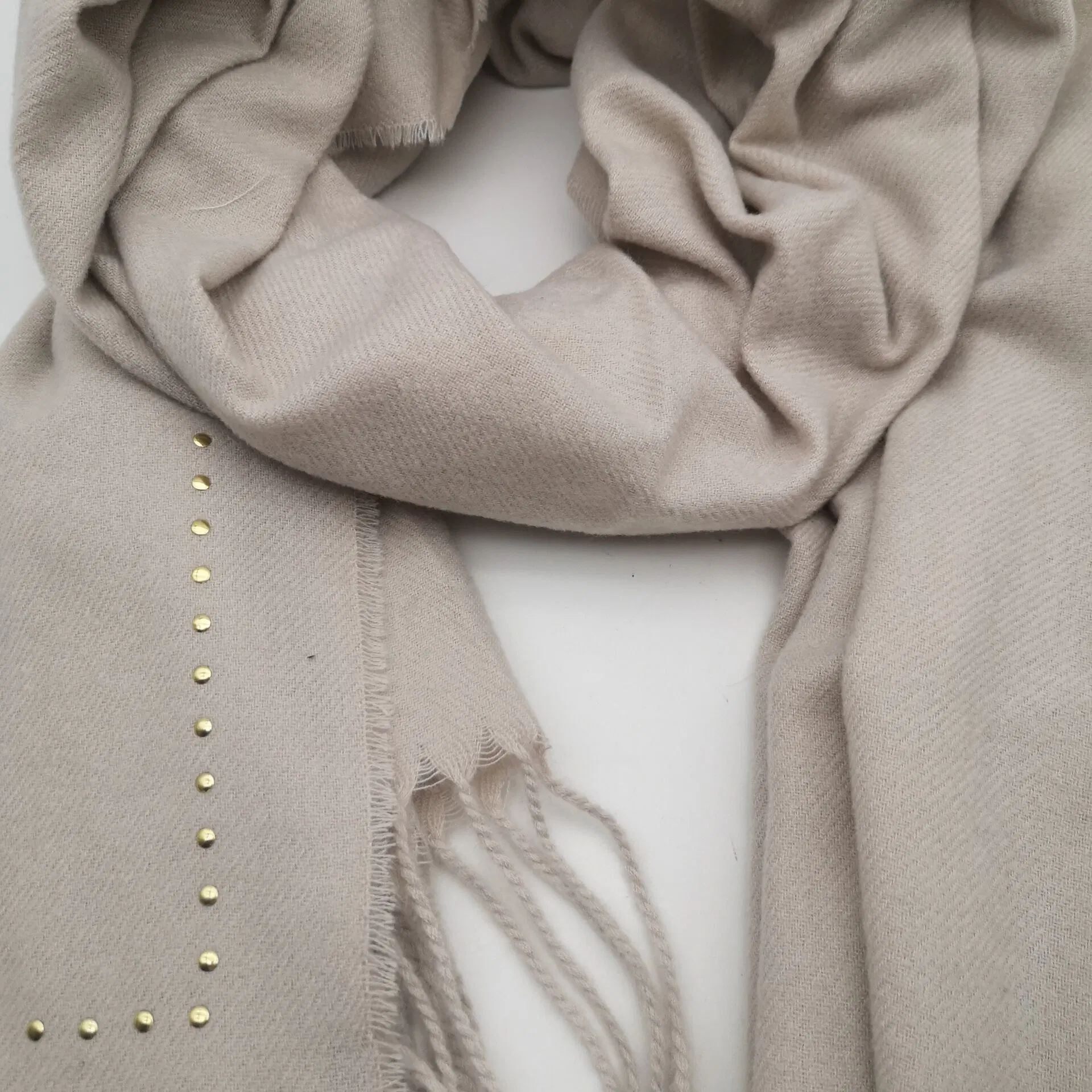 Women's 100%Polyester Outdoor Winter Warm Beige Casual Woven Scarf