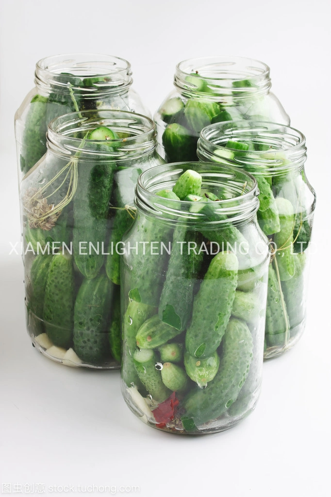 Fresh Canned Pickled Cucumber in Glass Canned Food