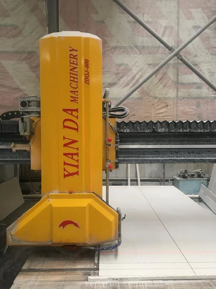 Xianda Machinery Infrared Bridge Cutting Machine Optional 360 Rotary Table