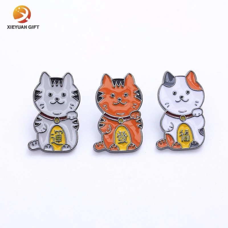 Wholesale/Supplier Custom Logo Cartoon Lucky Animal Cute Fortune Cat Pins Cute Pet Fashion Accessories Gifts Alloy Metal Hard Soft Brooch Enamel Badge Lapel Pin