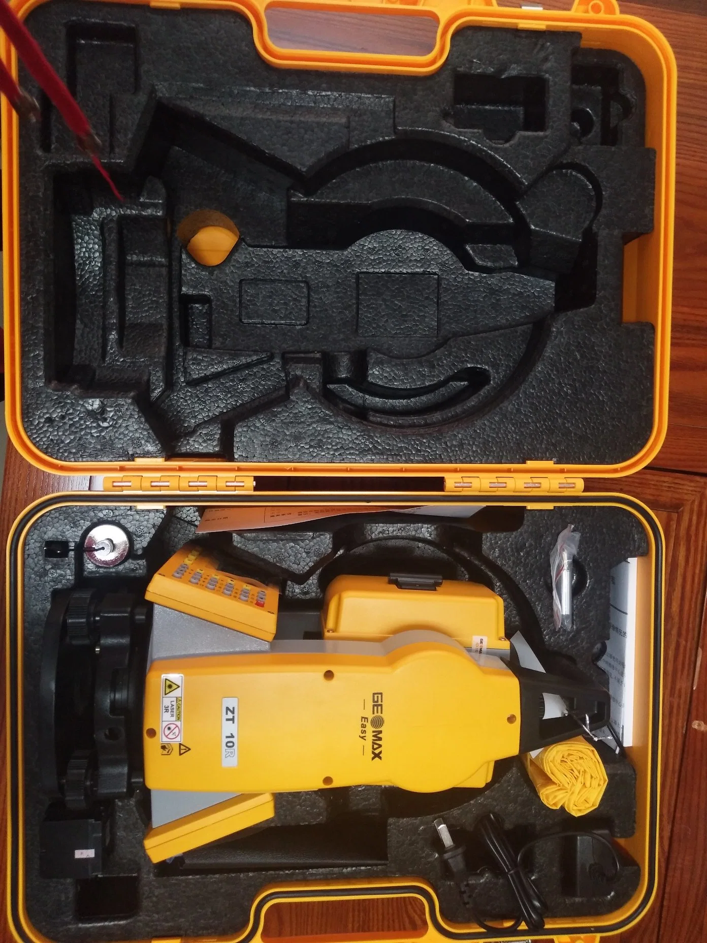 Geomax Zt-10 Total Station Without Prism 450m