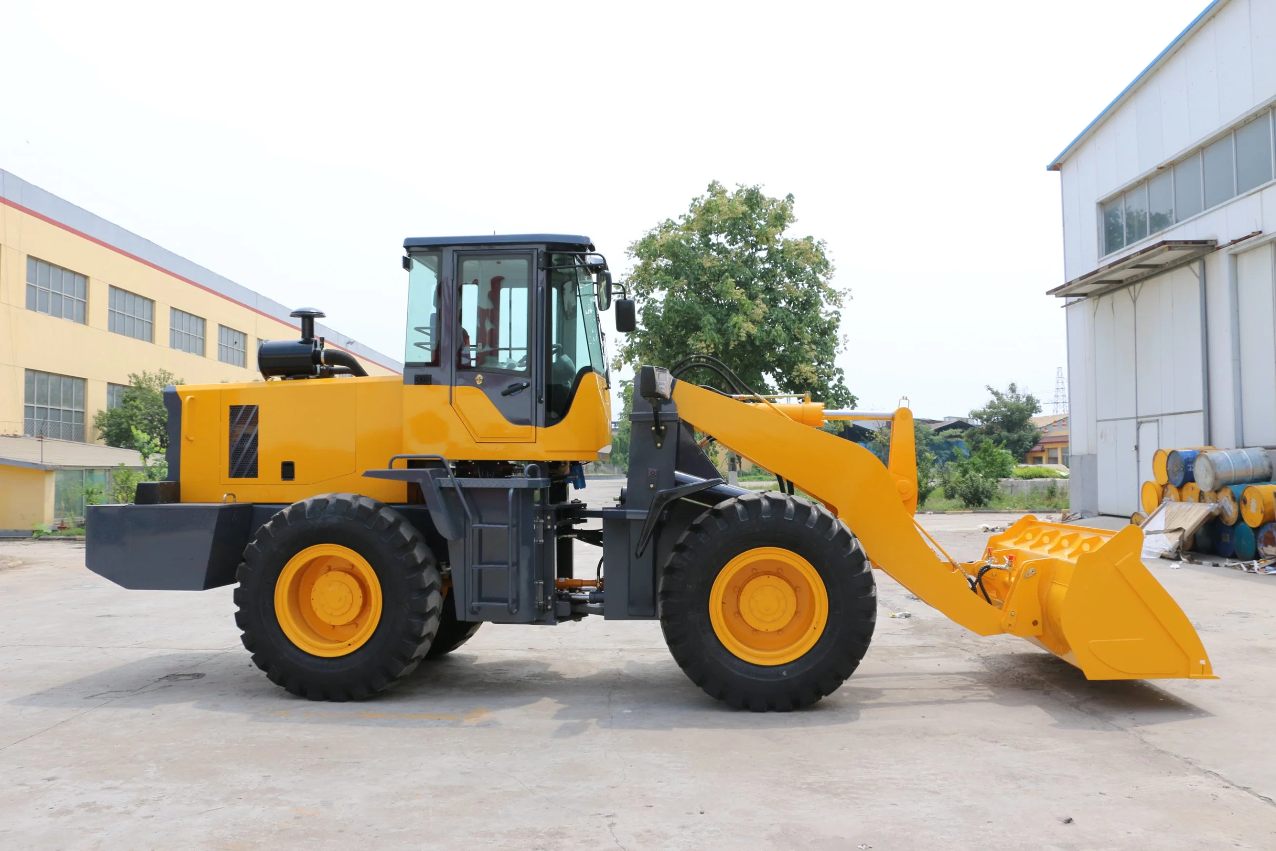 Luqing Lq930 Wheel Loader 3ton Mini Compact Loader China Small EPA CE Front End Loader with Farming Attachments&Quick Hitch&Grass Grappler&Log Coupler