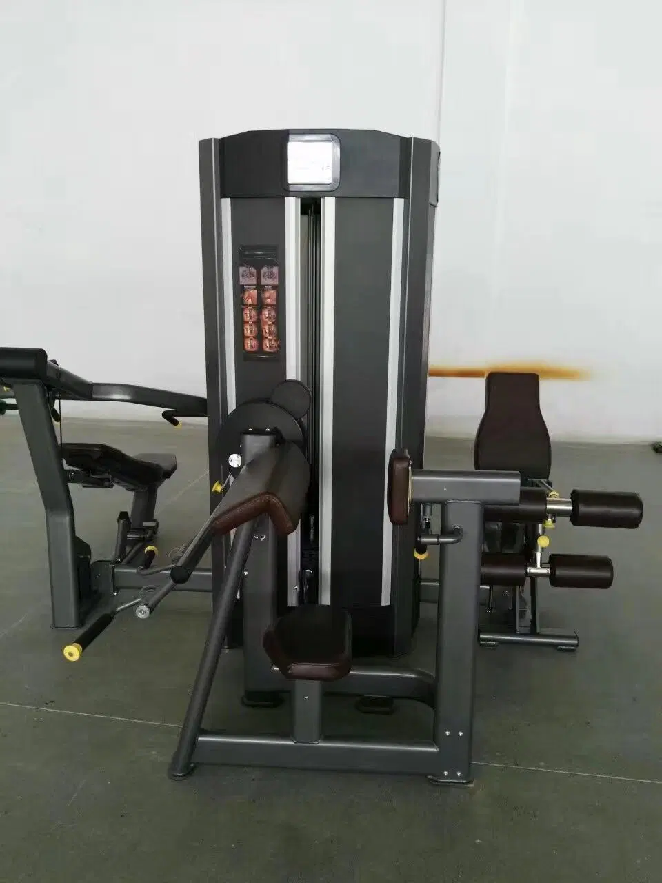 Commercial Combo Multi-Gym 4 Stations / 8 Functions Body Building Equipment