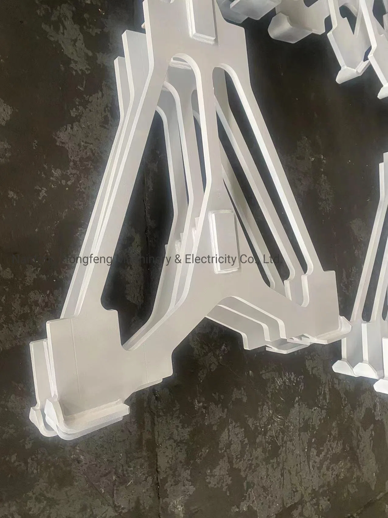 Triangle Frame for Transport Equipments CNC Machine Part OEM Manufactory