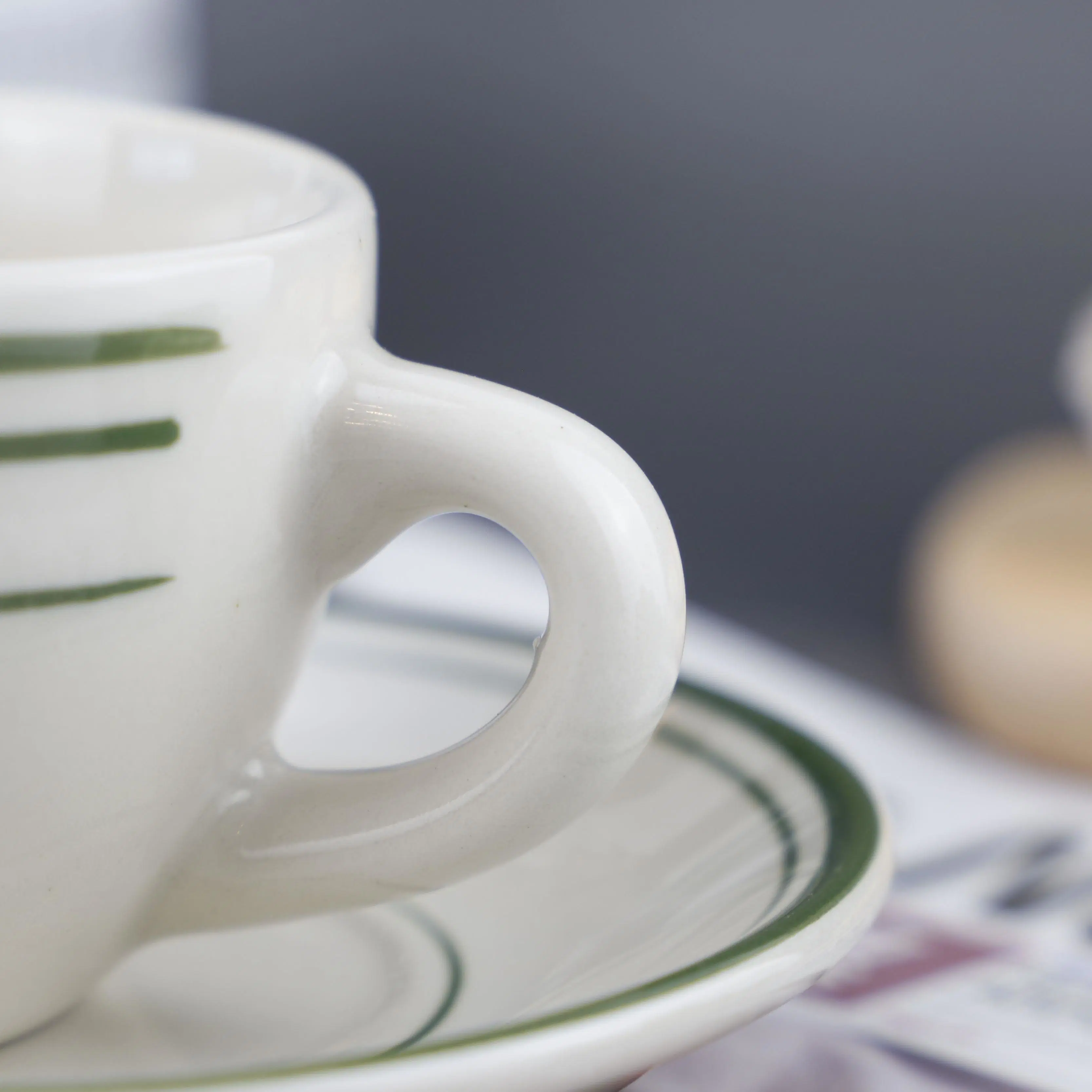 Hote Sale Calssic Ceramic línea verde taza de café conjunto para Uso del restaurante