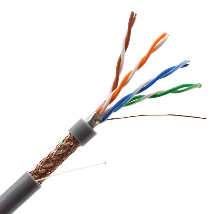 Câbles de données à alimentation directe câble réseau FTP UTP SFTP Cat5e Câble LAN CCA Cu 305 m