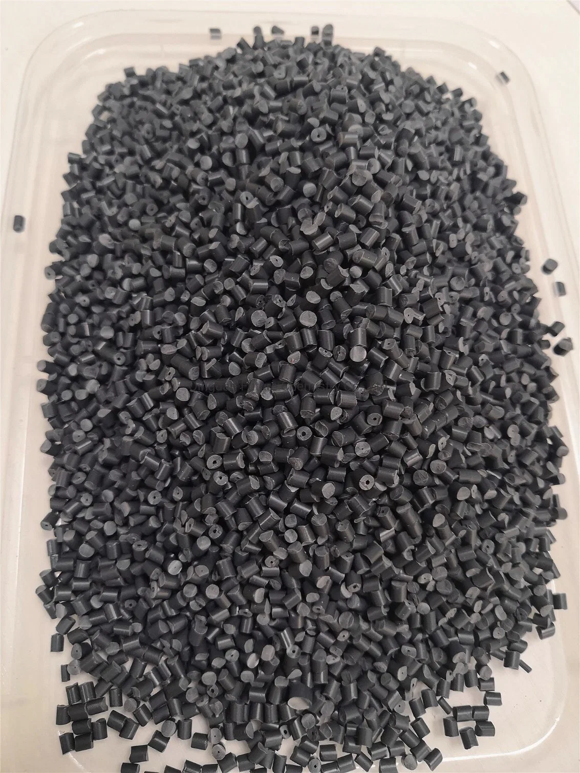 Different Types Colorful Plastic Pellet PP, ABS, Polyester Masterbatch for Household Appliance/Pipe