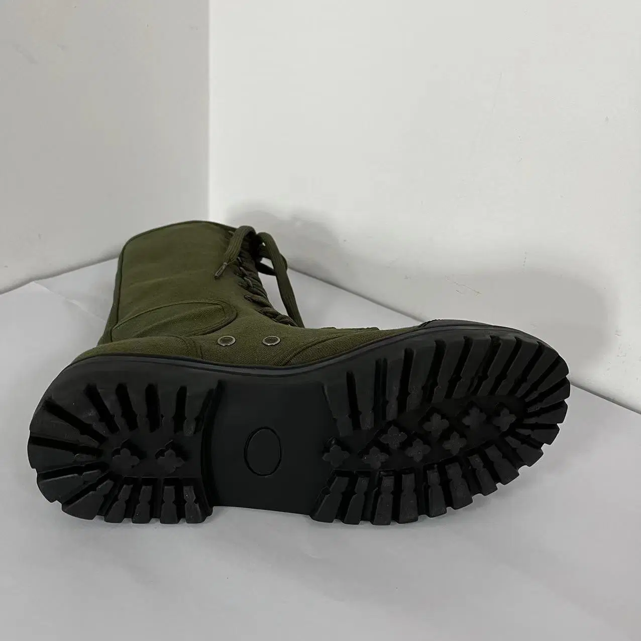 Outdoor Camp Hunting Green Canvas Training Shoes