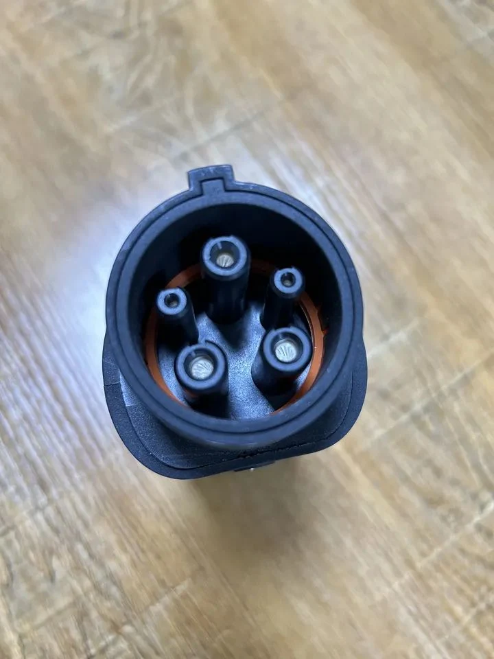 Highfly Factory Custom AC Electric Vehicle Charger Connector Socket Plug Tpc to Type 1 EV Adapter