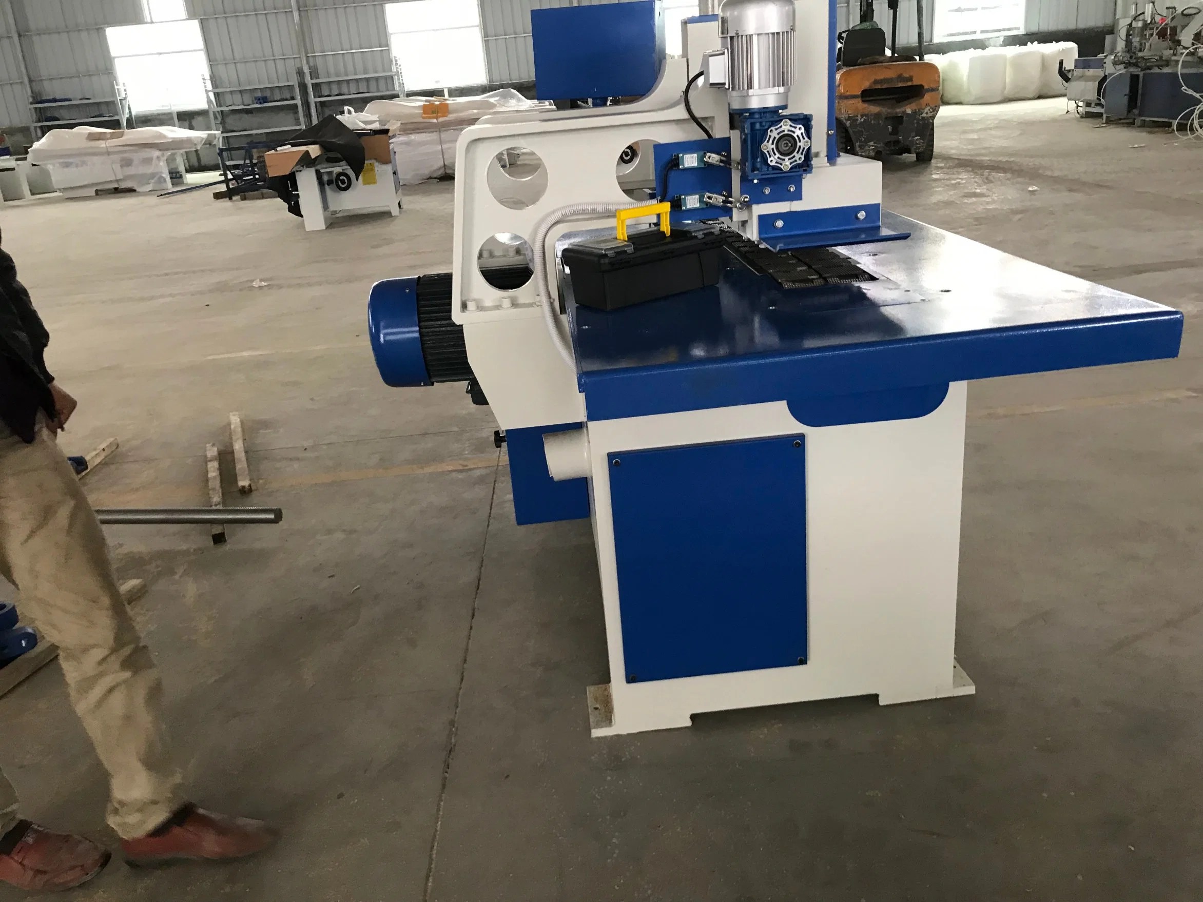 Frequency Conversion Single-Chip Saw, Lower Saw Trimming Machine for Solid Wood Processing