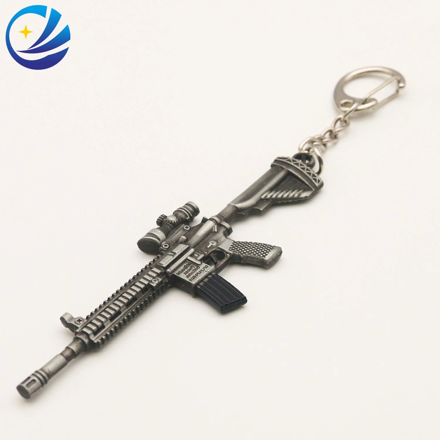 2022 Stock Hot-Sale Custom Fashion Laser Carving Logo Spin Gun Spear Firearm Hand-Arm Mold Key Chain Metal Art Crafts Surfboard Katana Style Key Holder