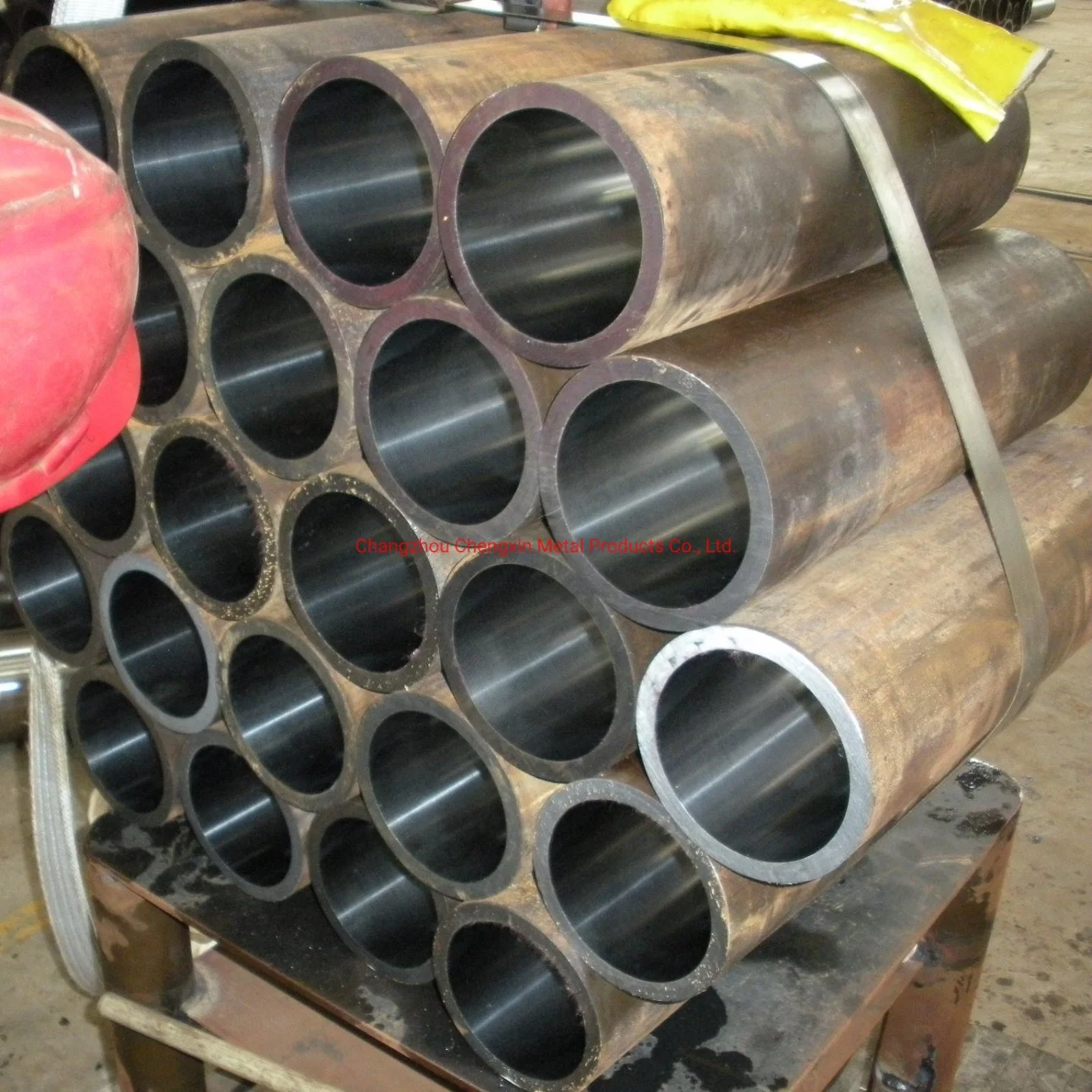 SAE 1026 AISI 1026 SAE 1045 AISI 1045 Cold Drawn Seamless Honed Carbon Steel Hydraulic Cylinder Tubing