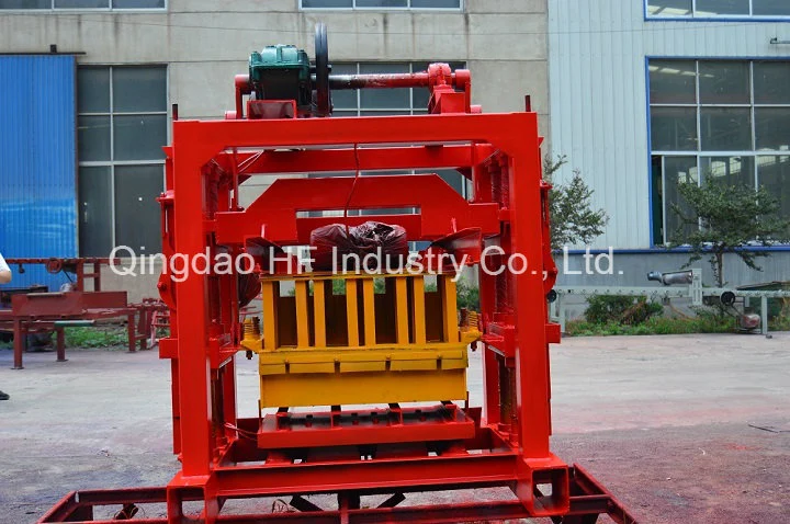 Qt4-40 Mobile Brick Making Machine Ice Block Machine Block Head Machine Shop in Chile