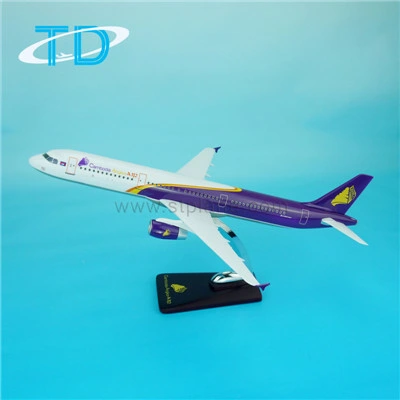 Plano de resina modelo Airbus A321 1: 100 44,5 cm.