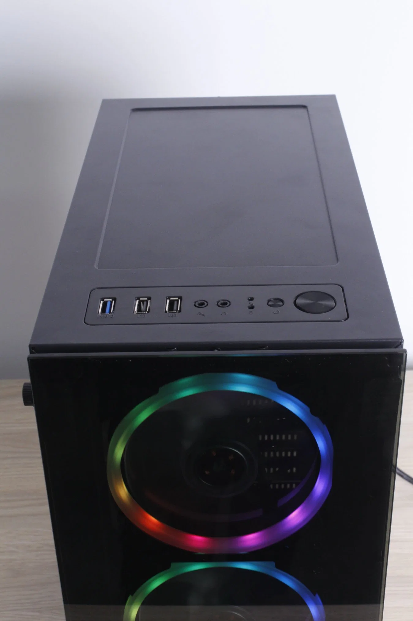 Office Tower PC Case Hot-Selling ATX Gaming Case with RGB Fans