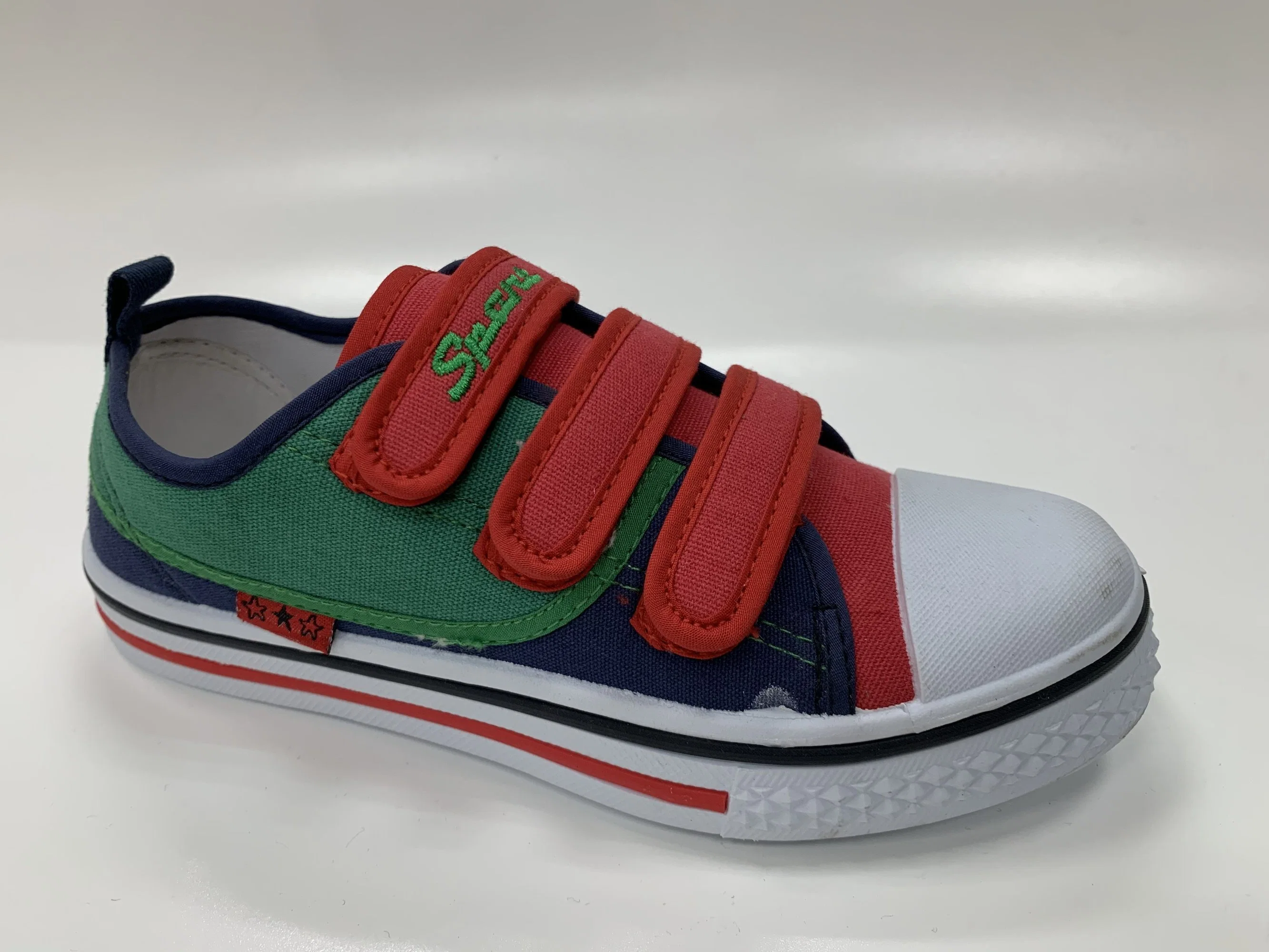 Wholesale/Supplier of High-Quality Solid Color Kids Shoes PVC Soles Children's Casual Shoes