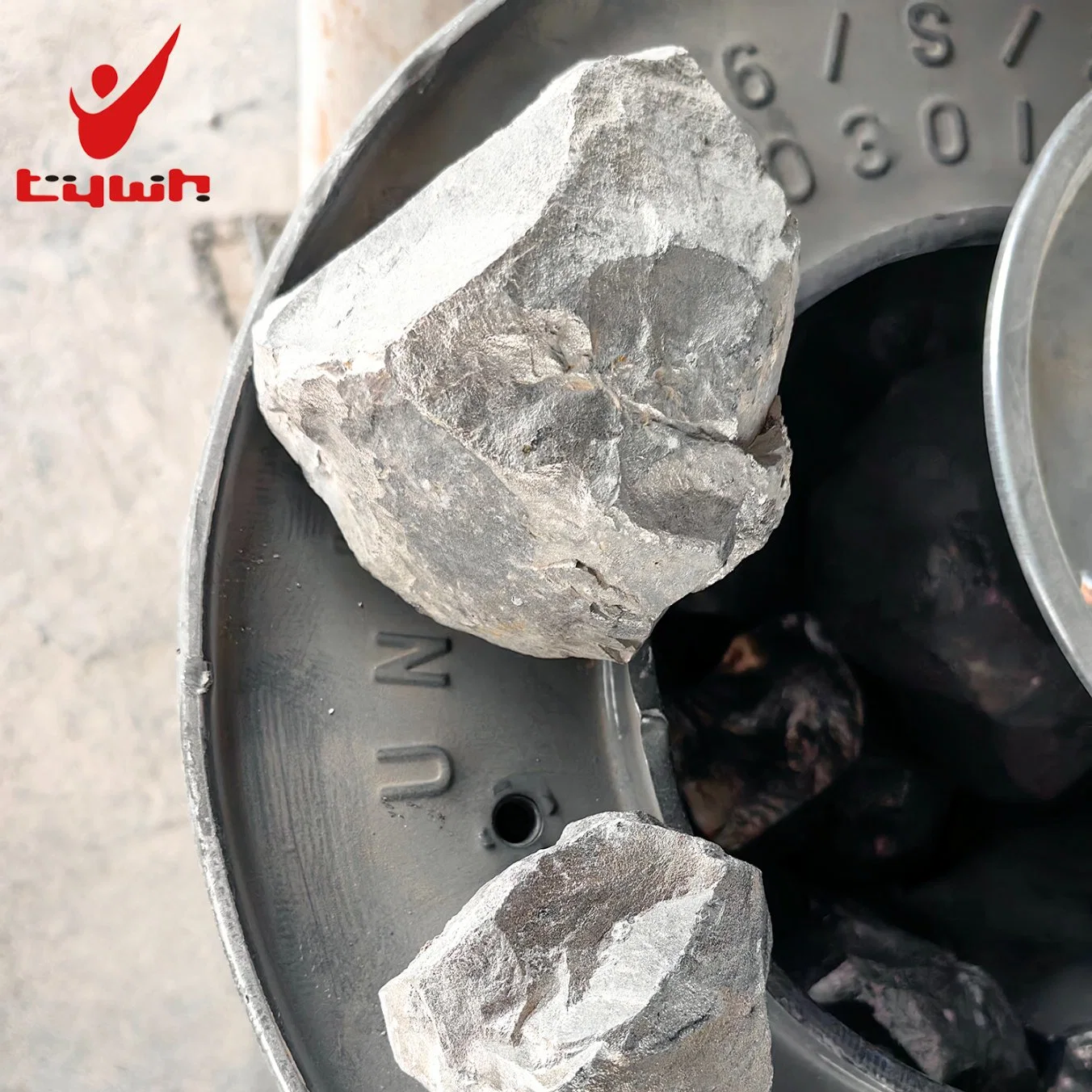 High-Quality Calcium Carbide (CaC2) 50-80mm ISO-Certified Manufacturer Competitive Prices