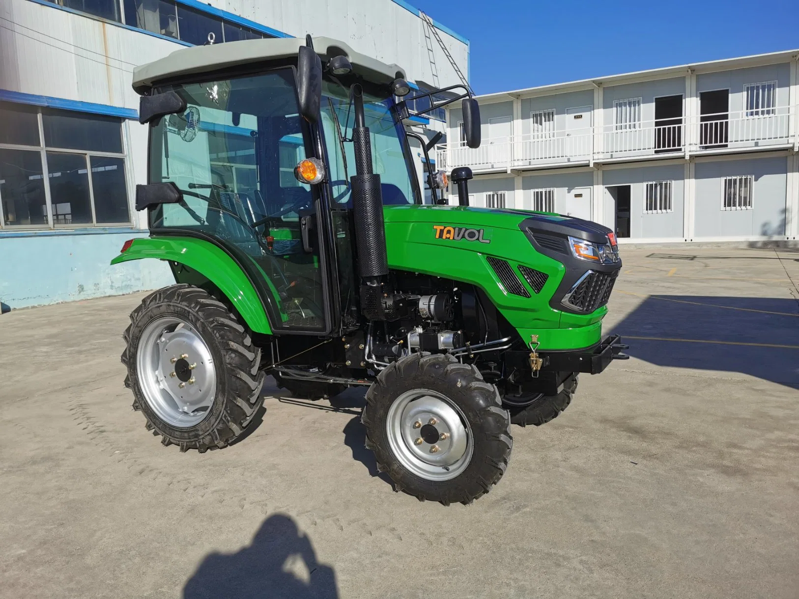 MOTEUR AGRICULTURA YTO 50 CH, entraînement par roue, cabine, Diesel, taille moyenne Tracteur agricole 4X4 50HP