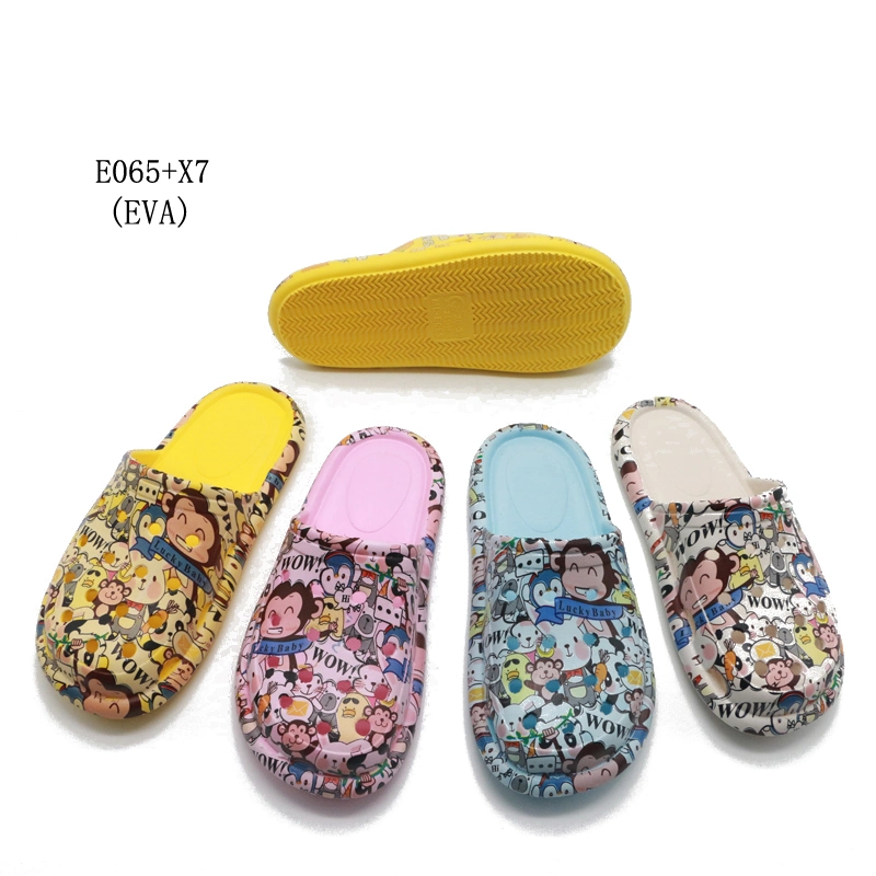 Fashionable Hospital Clogs Medical Nurse Shoes for Women Female Comfortable Slippers