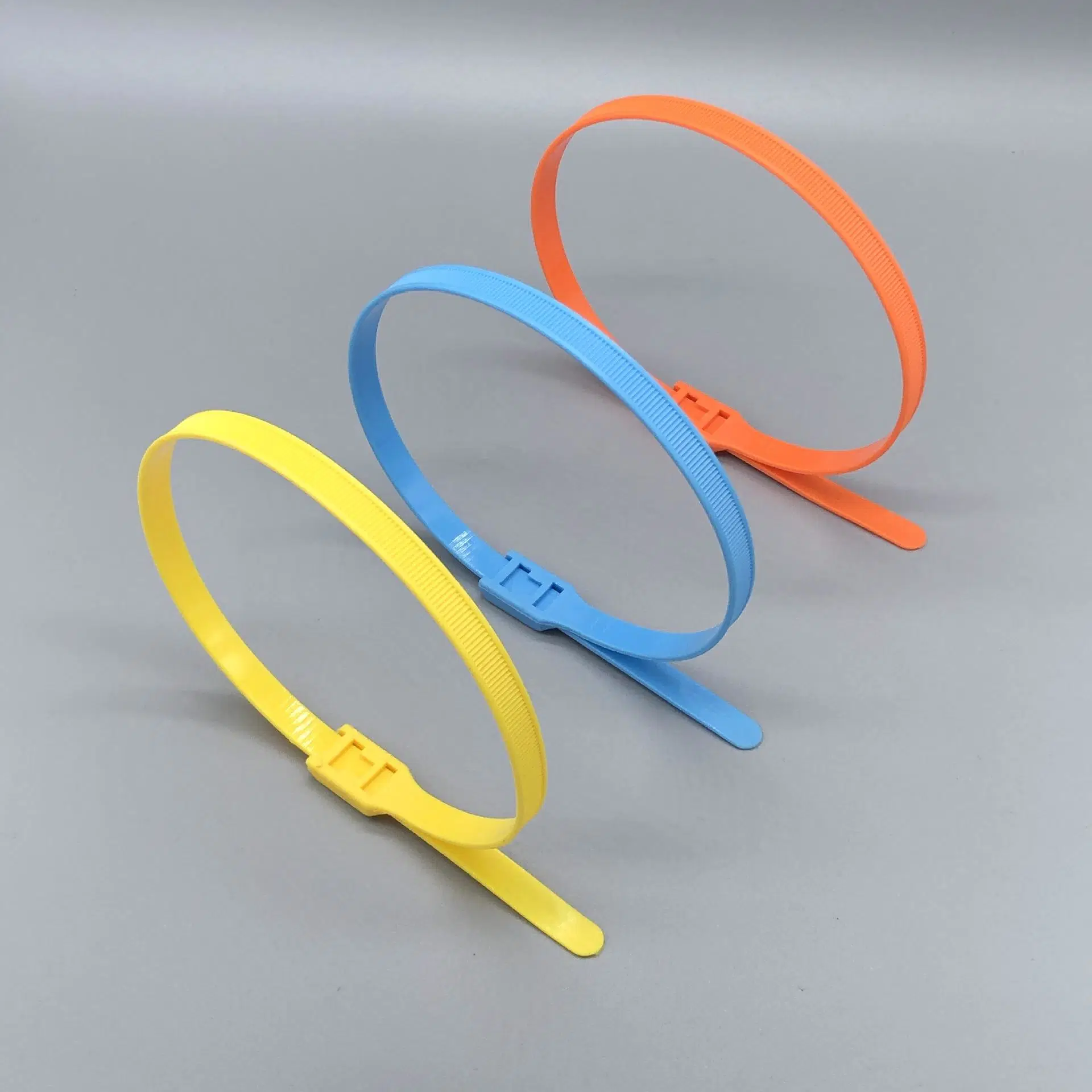 High quality/High cost performance Adjustable Naughty Fort Nylon Cable Tie Size 7.5*350mm, Self-Locking Plastic Zip Tie for Children Entertainments Using