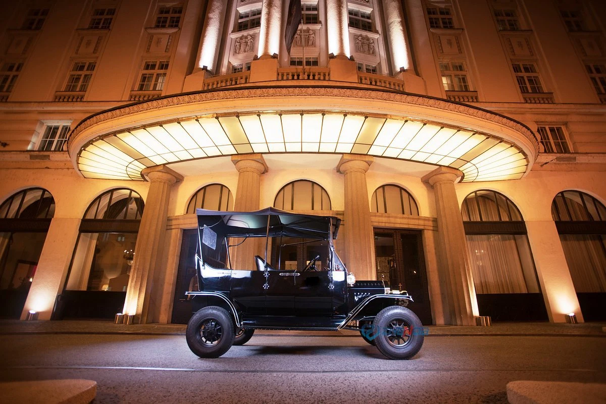 Street Legal Old Retro Golf Cart Antique Sightseeing Electric Classic Venda de carros utilitários para adultos com carrinho elétrico Vintage