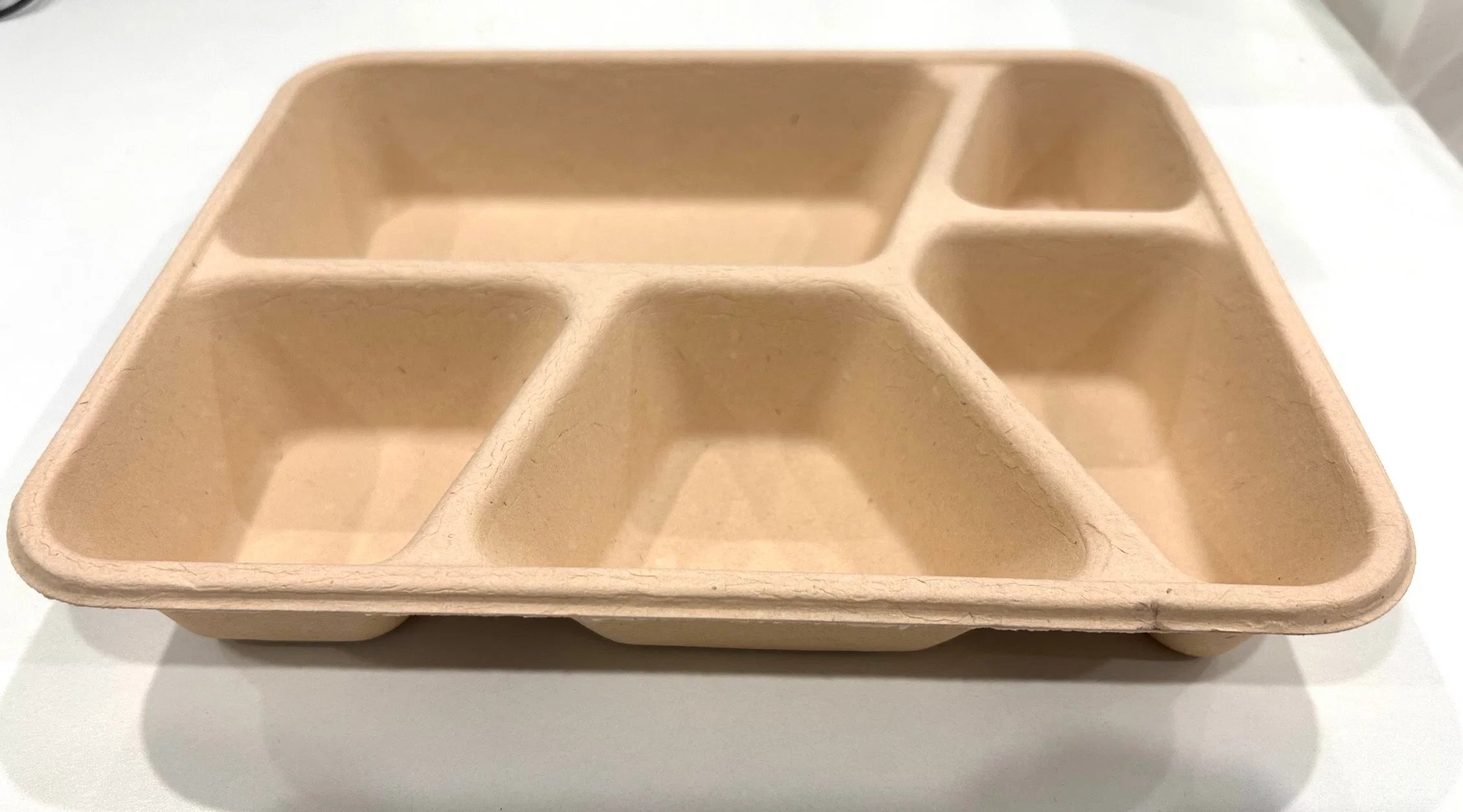 Recipiente para embalagem de alimentos/caixa de proteção/caixa de almoço/papel