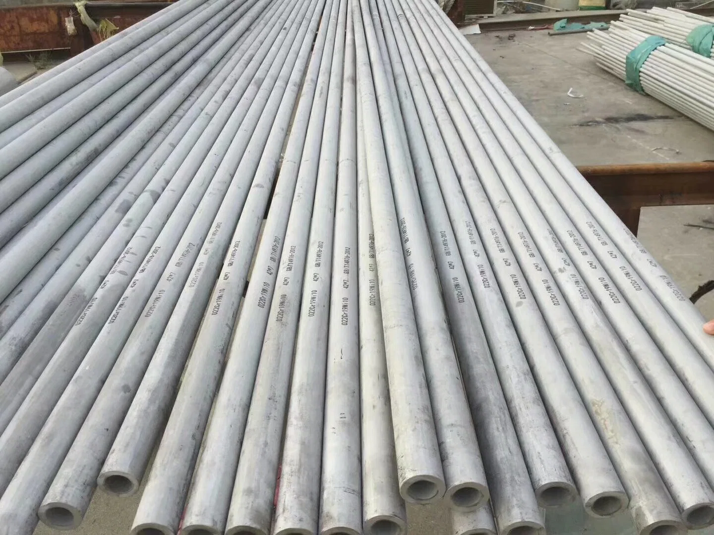 Stainless Steel 310 Pipes & Tubes