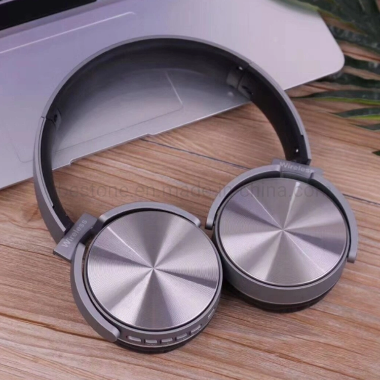 Bajo precio de fábrica de China Bt 5.0 Graves potentes Juego de auriculares inalámbricos Bluetooth del teléfono móvil de tarjeta TF de la ayuda de auriculares equipo