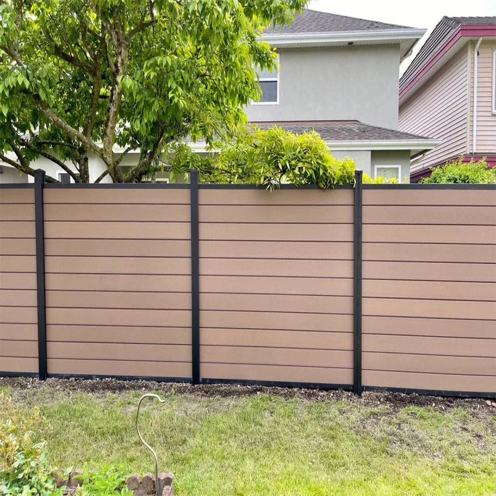 Clôtures de jardin extérieur composite bois plastique panneau Fence planches pour Décoration