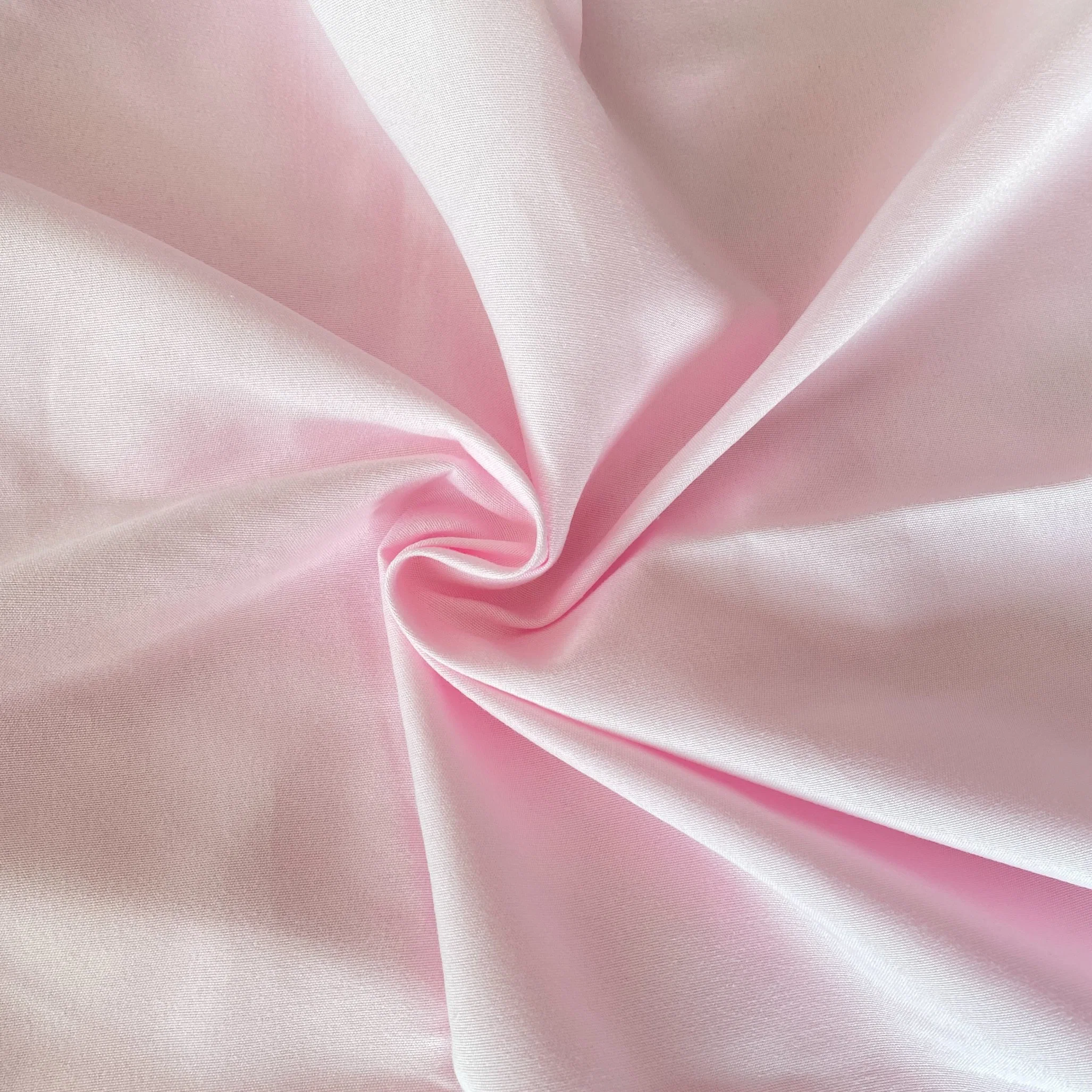 65 gramos de la luz de tejido de poliéster de color liso teñido de tejido para el conjunto de cama