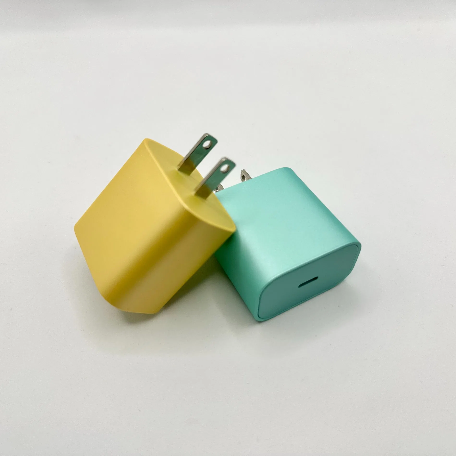 Customize Macaron Color 20W Pd Type C Fast Charging Mobile Phone Charger Adapter