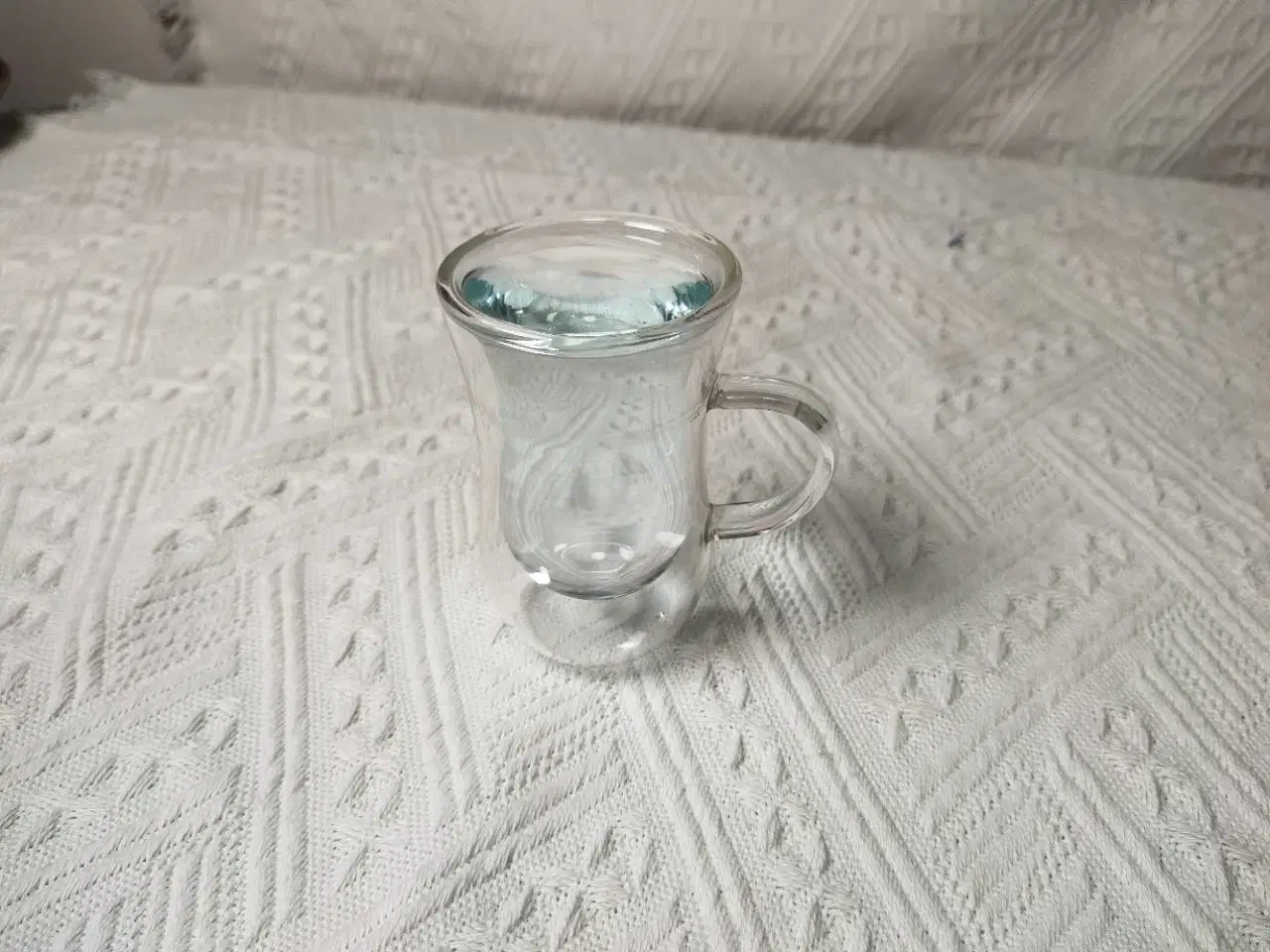 Wholesale/Supplier Unique Design Glass Candle Holder, Galss Container, Glass Flower Pot, 6 Cm Glass Ware, Glass Cup, Glass Storage, Glass Craft