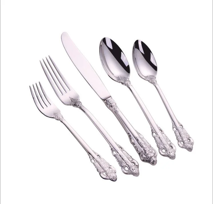 Luxury Royal Flatware Set exquisita cocina de acero inoxidable Cubertería Juego de Regalo Especial Retro Baroque Tableware Juego de cuchillo de cuchara