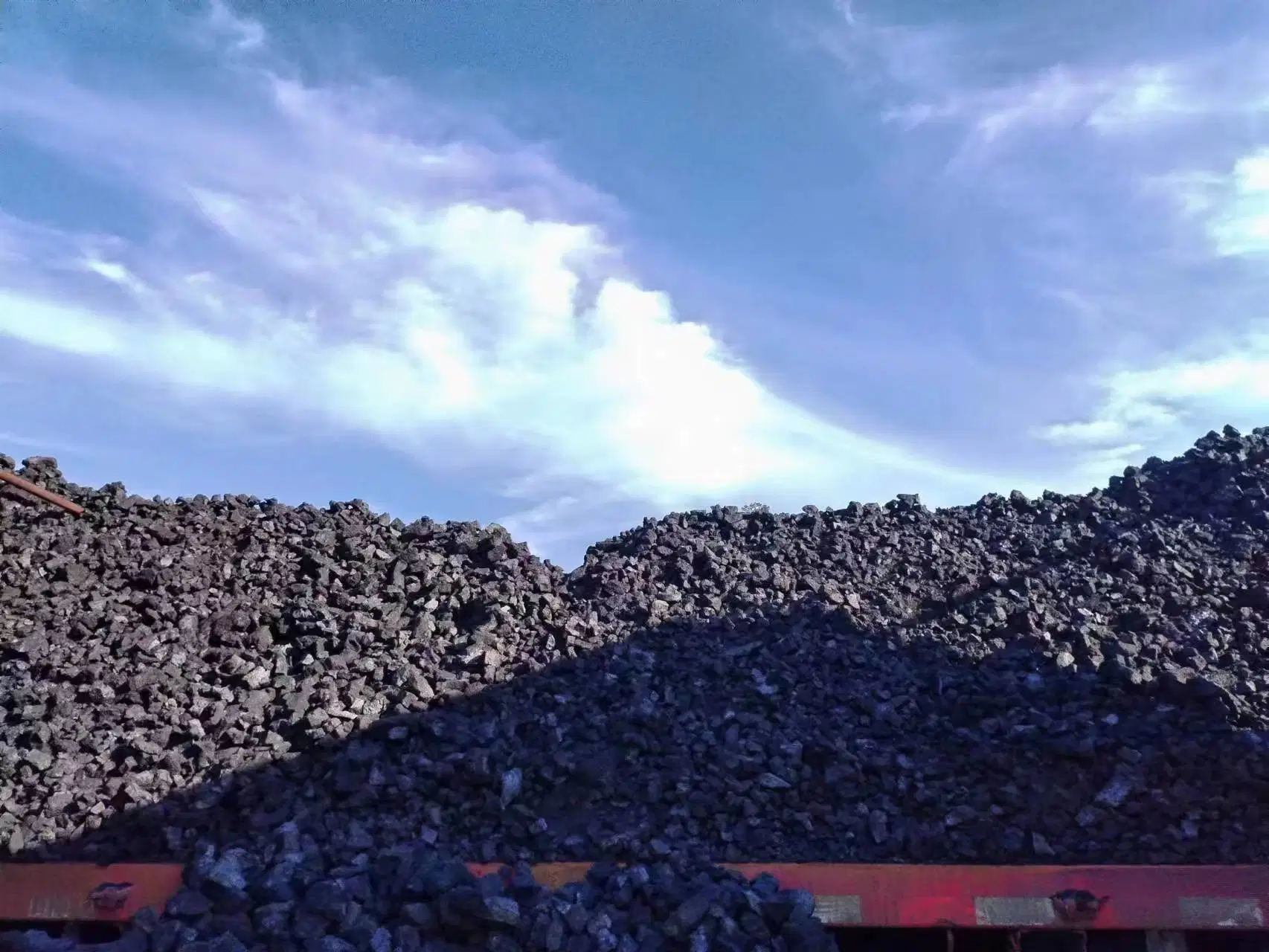 China Foundry Coke Metallurgical Coke Takes The Best Coal as Raw Material, and The Size Is 25 mm-90 mm