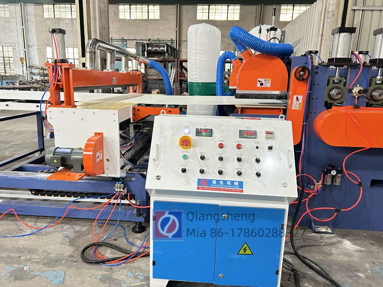 Plastic Extruder PVC WPC Skinning Crust Crusting Foam Board Sheet Solid Door Furniture Panel Extrusion Line/Making Machine/Production Line