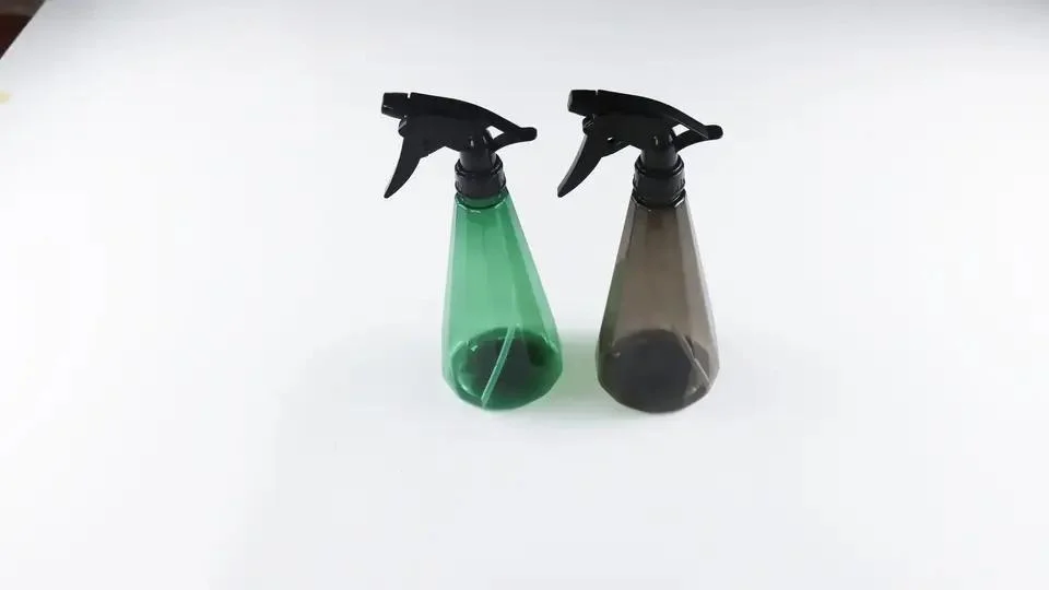 Cheap Plastic 500ml 16oz Handheld Hand-Pressure Disinfection Sprayer Plant Watering Bottle Can for Home Gardening and Cleaningfob Reference Price: Get Latest Pr