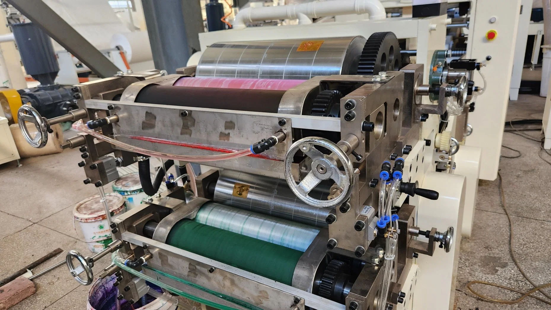 Impresión automática de colores papel plegable máquina de hacer papel de papel