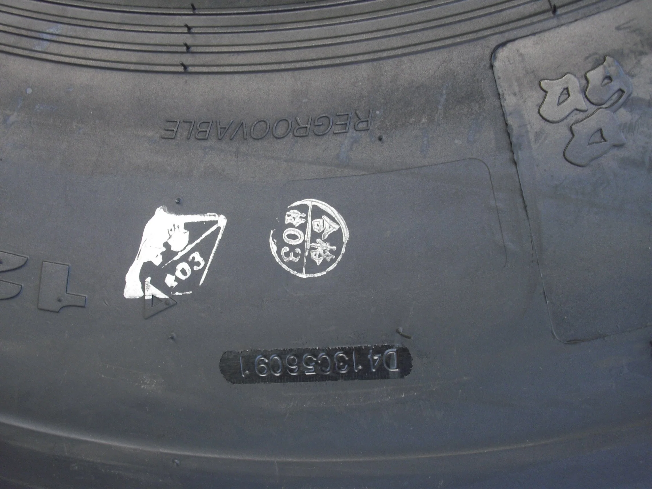 Radial Truck Tire 12.00r20, TBR, Truck Tyre 12.00r20 Chinese Brand