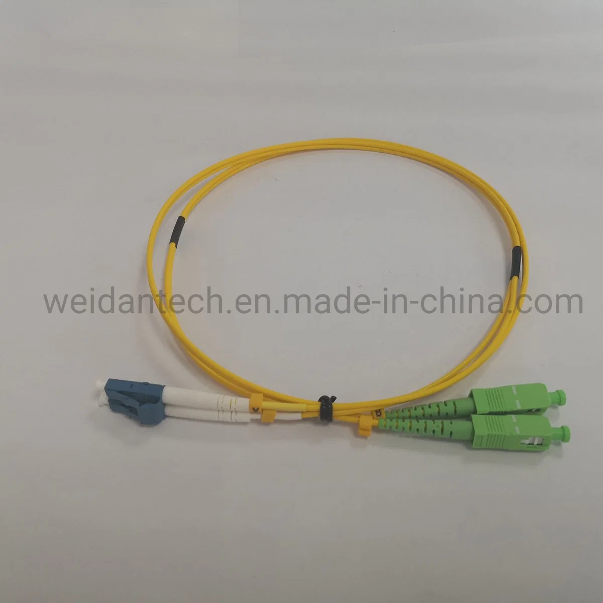 LC/UPC-SC/APC FOC Fiber Optic Patch cord OS2 Singlemode Duplex 1.0Meter