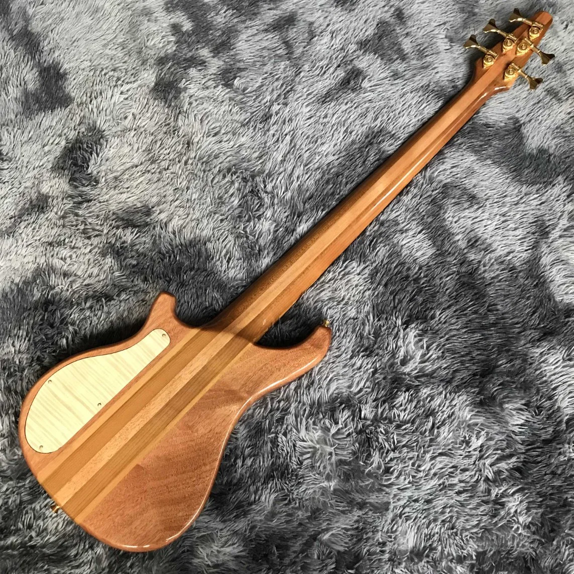 Custom 5 Strings Ash Wood Electric Bass Neck Though Body