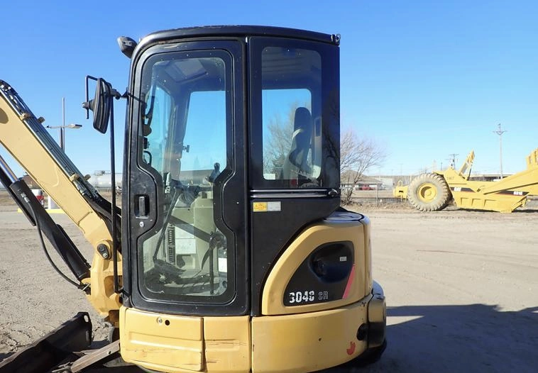 4 Ton Used Caterpillar 304 Excavator Mini Excavator Cat 304cr for Sale by Owner Cat304 Good Condition