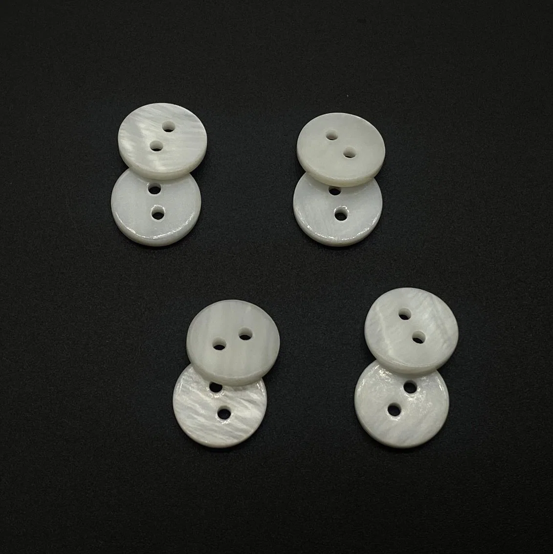 New Fashion High quality/High cost performance  Natural Trochus White Agoya 20L Shell Button