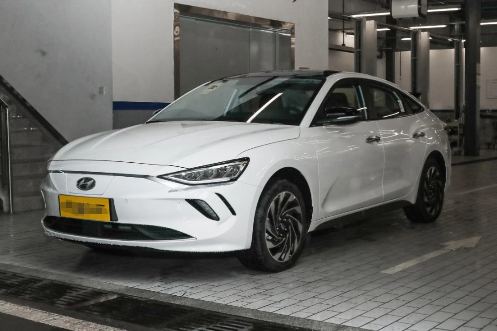 Ridever Beijing Hyundai Festa Pure Electric Drive 2020 años GLS Changxing Version High Performance 490km NEDC coche eléctrico de largo alcance